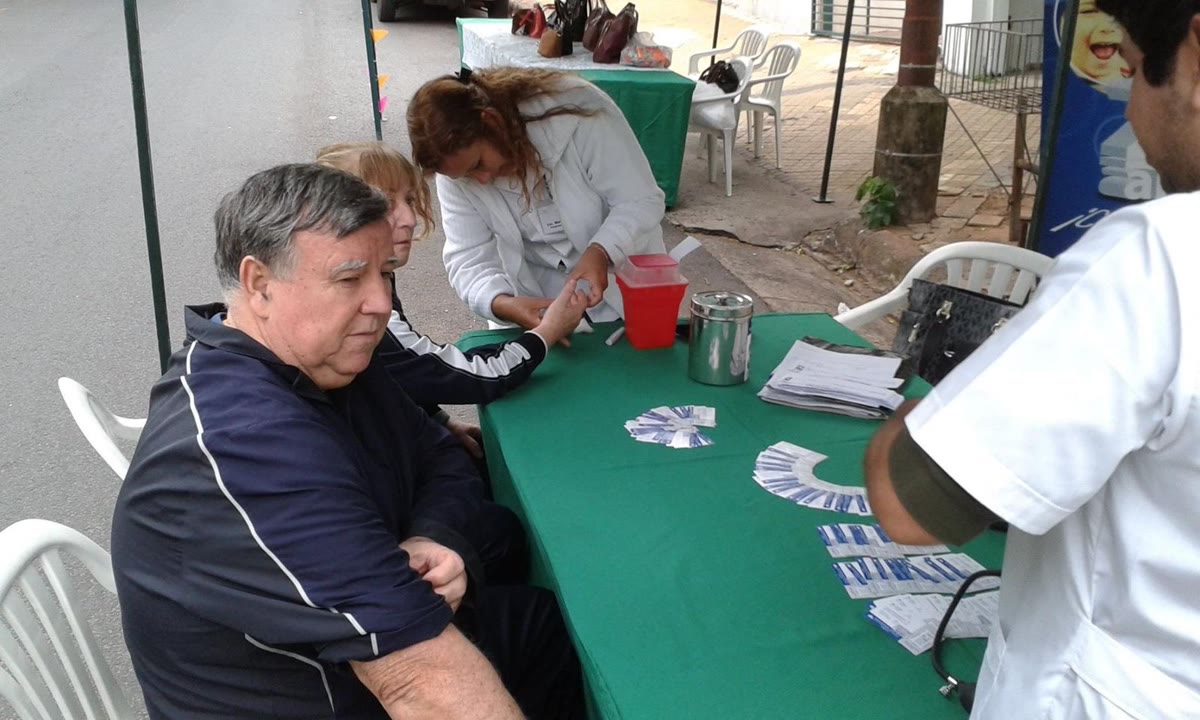 Control de presión arterial en una jornada de salud